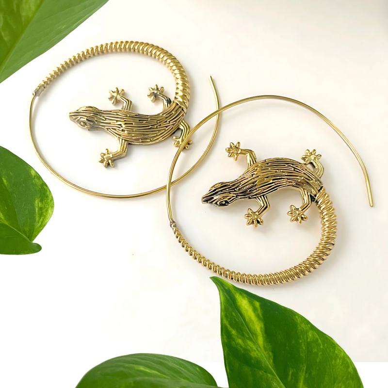 Gold lizard threader earrings with a unique spiral hoop design.